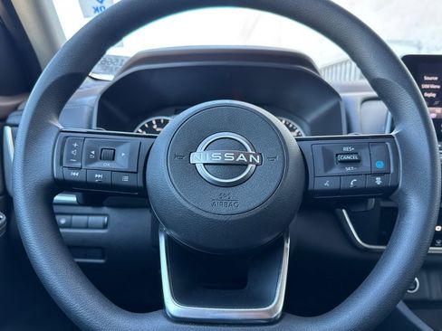 Certified 2023 Nissan Rogue SV image 26