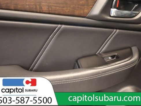 Used 2018 Subaru Outback 2.5i Limited AWD/4WD image 31