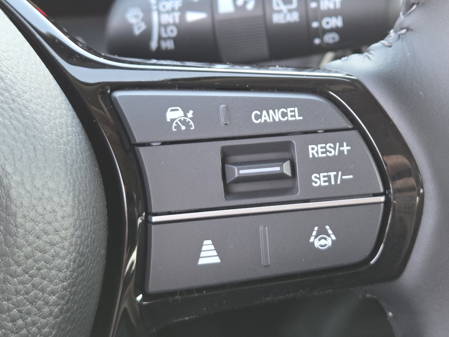 New 2027 Honda HR-V EX-L image 11