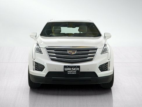 Used 2019 Cadillac XT5 Luxury AWD/4WD image 8