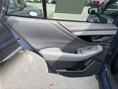 Used 2025 Subaru Outback Onyx Edition w/ Popular Package #2 image 18