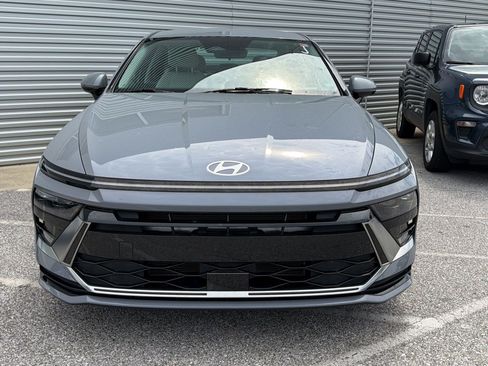 Used 2025 Hyundai Sonata SEL FWD image 3