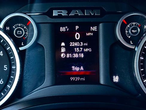 Used 2025 RAM 1500 Big Horn image 28