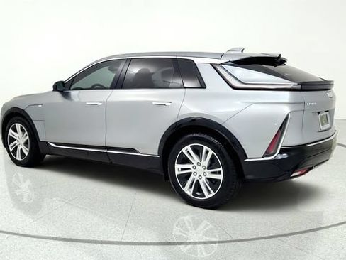 Used 2024 Cadillac Lyriq Tech w/ Driver Assist Package RWD image 6
