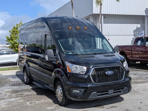 Used 2021 Ford Transit 350 XLT RWD image 2