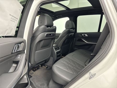 New 2026 BMW X5 xDrive40i w/ M Sport Package AWD/4WD image 29