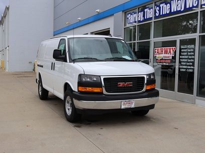 New 2025 GMC Savana 2500 w/ Enhanced Convenience Package