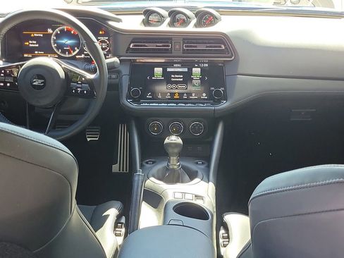 Used 2025 Nissan Z Performance w/ Floor Mat Package image 17