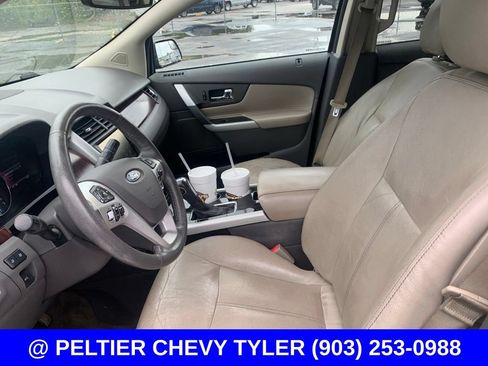 Used 2014 Ford Edge Limited w/ Equipment Group 301A FWD image 16