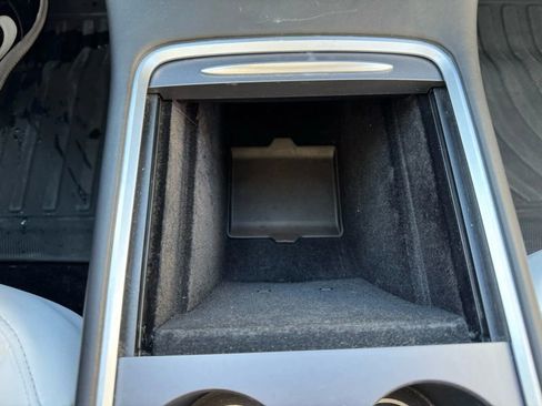 Used 2021 Tesla Model 3 Standard Range Plus image 12