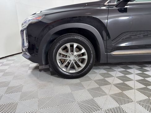 Used 2019 Hyundai Santa Fe SEL FWD image 12