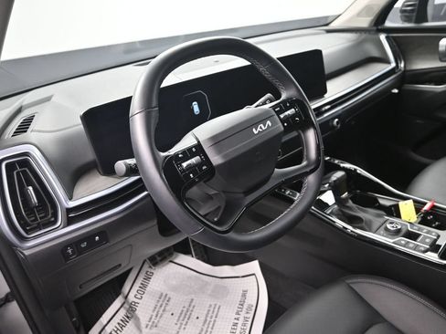 Certified 2026 Kia Sorento SX AWD/4WD image 13
