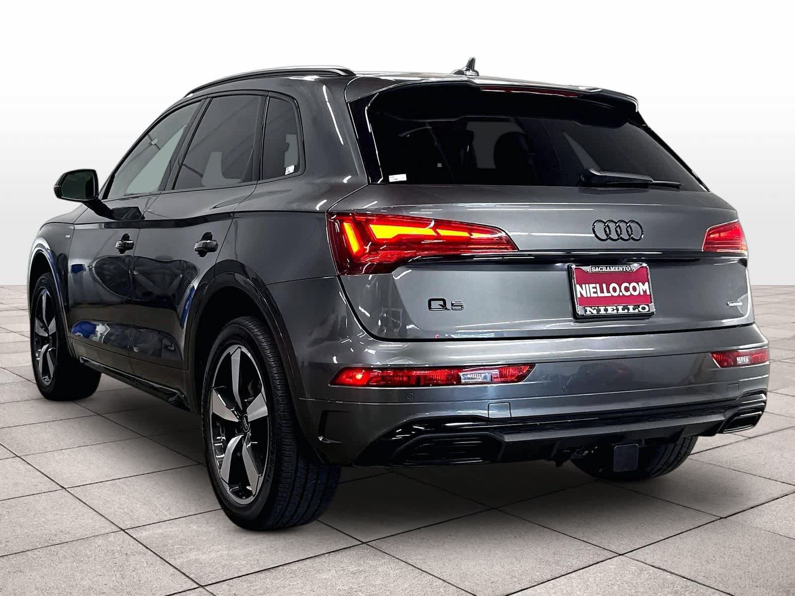 Used 2023 Audi Q5 2.0T Premium Plus w/ Premium Plus Package AWD/4WD image 12