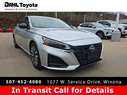 Used 2024 Nissan Altima 2.5 SV