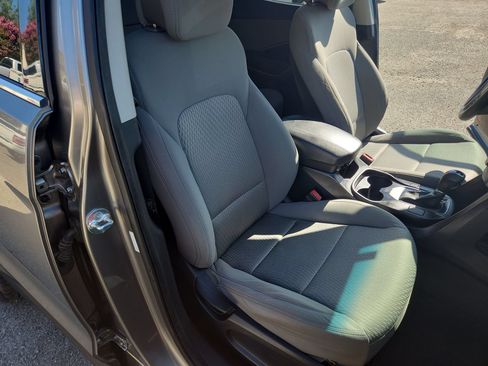 Used 2014 Hyundai Santa Fe Sport AWD/4WD image 23