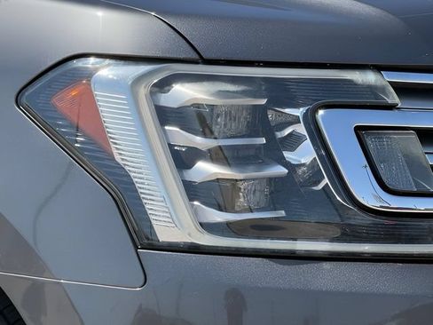 Used 2018 Ford Expedition Limited w/ Equipment Group 302A RWD image 11