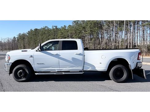 Used 2022 RAM 3500 Big Horn image 8