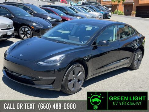 Used 2023 Tesla Model 3 Standard Range RWD image 1