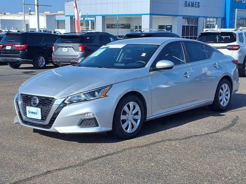 Used 2020 Nissan Altima 2.5 S FWD image 4