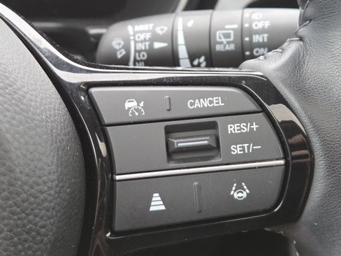 Used 2025 Honda CR-V EX-L image 11