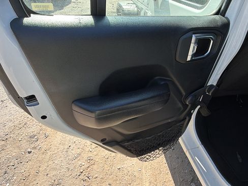 Used 2023 Jeep Wrangler Unlimited Sport AWD/4WD image 22