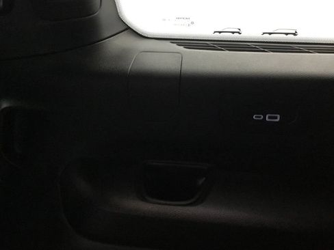 Used 2023 Jeep Grand Cherokee L Laredo AWD/4WD image 34