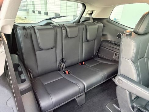 Used 2019 Subaru Ascent Limited w/ Popular Package #3 image 13