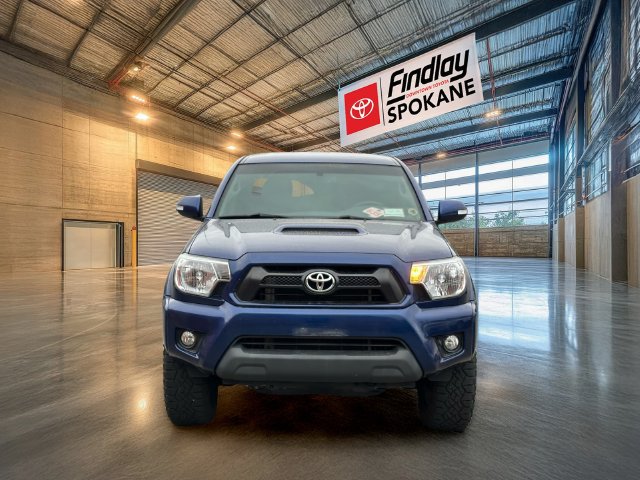 Used 2015 Toyota Tacoma 4x4 Double Cab image 2