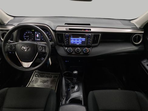 Used 2018 Toyota RAV4 LE w/ All Weather Liner Package AWD/4WD image 20