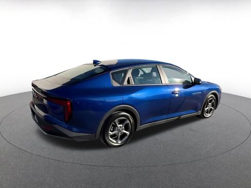 Used 2025 Kia K4 LXS image 15