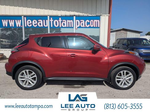 Used 2016 Nissan Juke SV w/ Technology Package FWD image 2