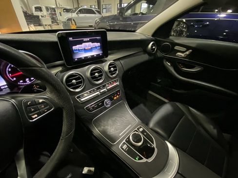 Used 2017 Mercedes-Benz C 300 Sedan image 7