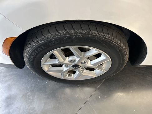 Used 2023 Kia Soul LX w/ Option Group 015 image 16