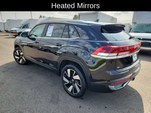 Used 2024 Volkswagen Atlas Cross Sport SE FWD image 7