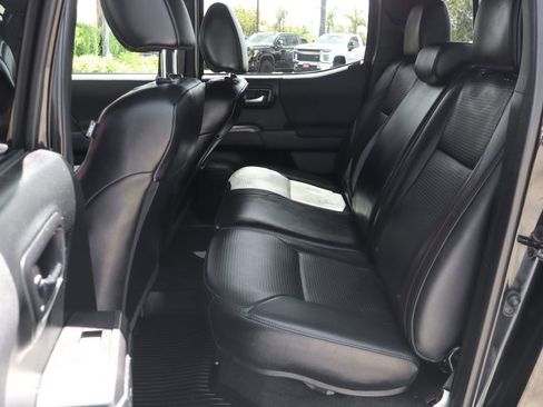Used 2019 Toyota Tacoma TRD Pro AWD/4WD image 45