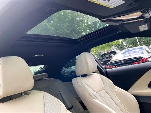 Used 2023 BMW 230i Coupe w/ Convenience Package image 23