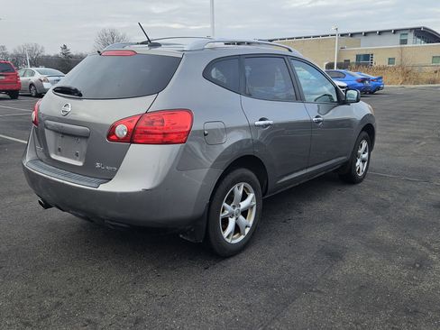 Used 2010 Nissan Rogue SL w/ Premium Pkg image 4