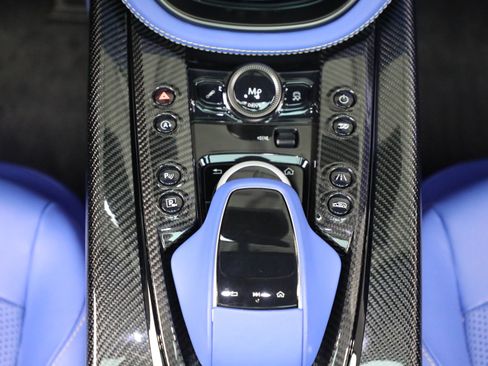 Used 2024 Aston Martin DBX 707 image 34