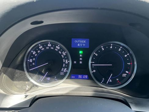 Used 2011 Lexus IS 250 w/ Premium Pkg Value Edition image 18