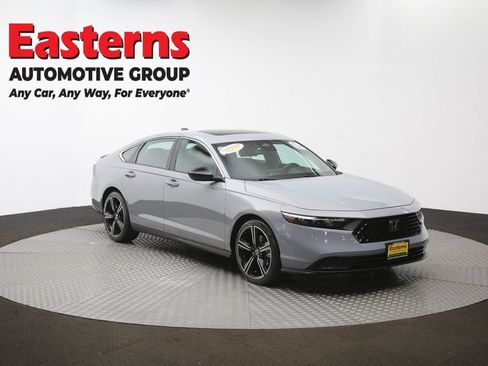 Used 2025 Honda Accord Sport image 50