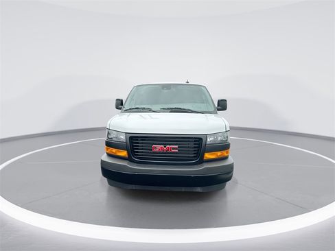 New 2025 GMC Savana 3500 Extended image 3