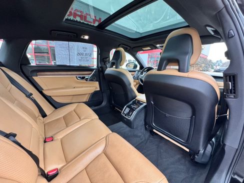Used 2018 Volvo S90 T6 Inscription w/ Convenience Package image 24