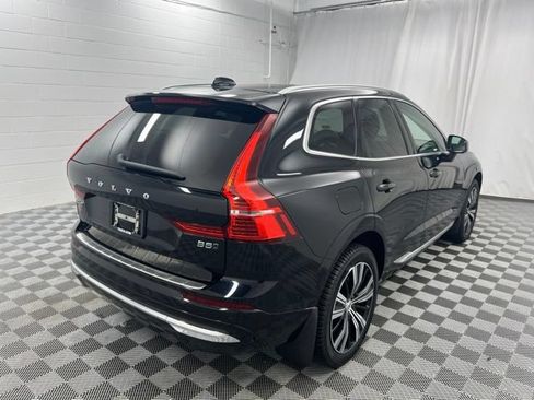 Used 2022 Volvo XC60 B5 Inscription w/ Climate Package AWD/4WD image 5