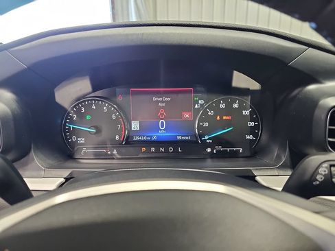 Used 2023 Ford Explorer XLT w/ Equipment Group 202A AWD/4WD image 19
