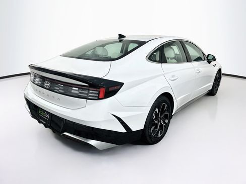 Used 2025 Hyundai Sonata SEL FWD image 9