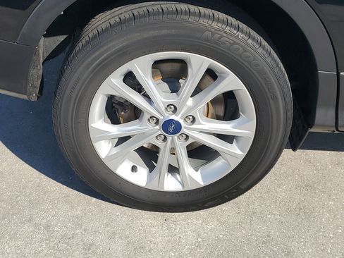 Used 2018 Ford Escape SEL FWD image 8