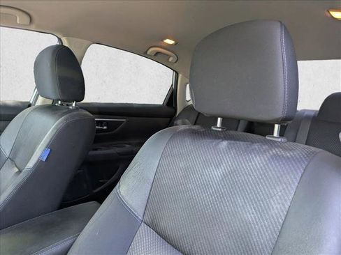 Used 2016 Nissan Altima 2.5 SR image 5