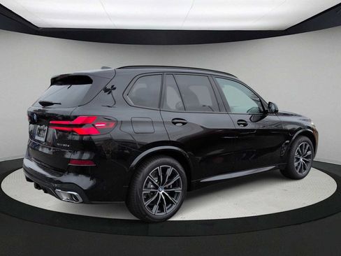 Used 2026 BMW X5 xDrive50e w/ M Sport Package AWD/4WD image 8