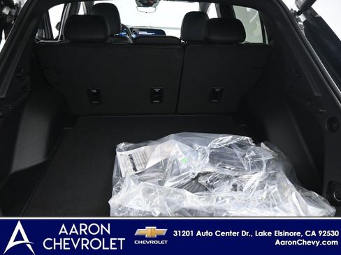 New 2025 Chevrolet Equinox EV LT image 21