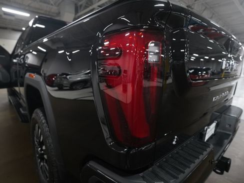Used 2025 GMC Sierra 2500 Denali Ultimate w/ Max Trailering Package AWD/4WD image 29